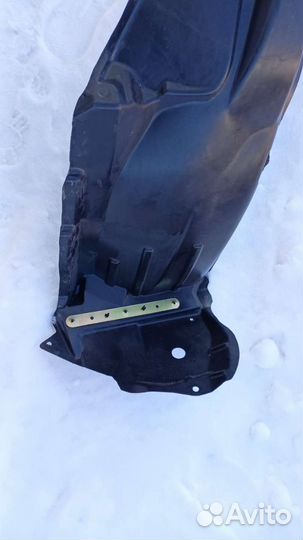 Подкрыльник тойота