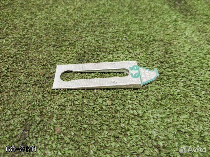 Кронштейн двери Audi A6 C5 AQD 2000