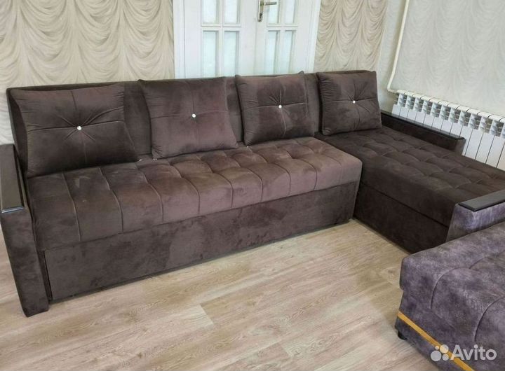 Угловой диван раскладной на заказ