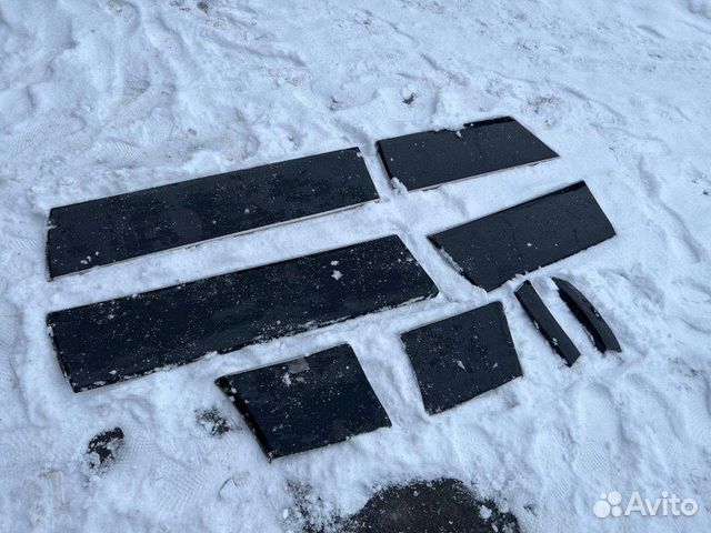 Молдинг Mercedes-Benz E-Class W124 M111