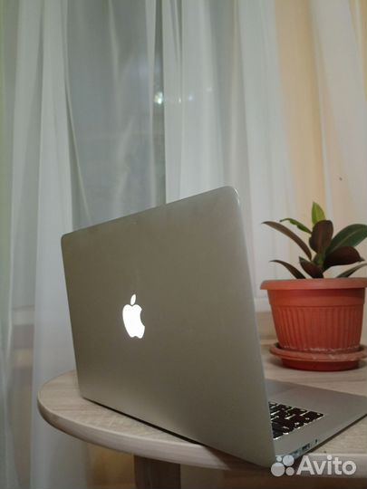 Macbook air 13 mid 2013