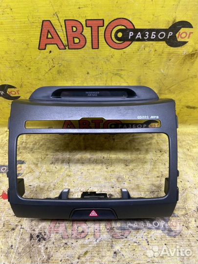 Центральная консоль Kia Sportage SL G4KD 2013