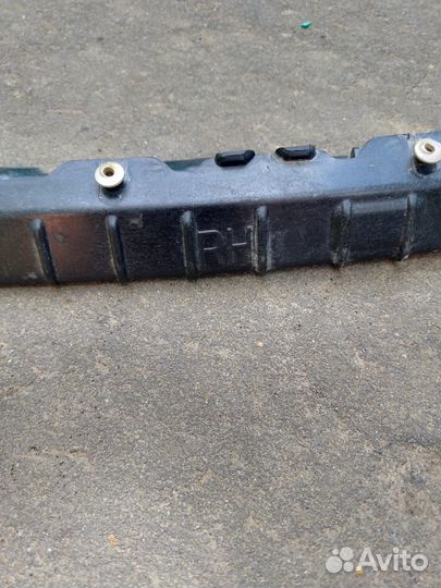 Кронштейн переднего бампера правый Hyundai Creta