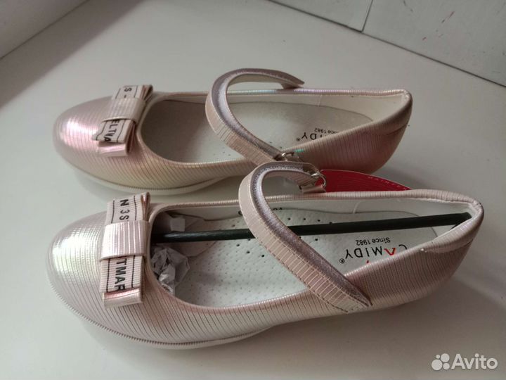 Туфли новые нарядные размер 34