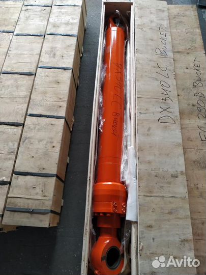 Гидроцилиндр ковша Doosan DX340LC