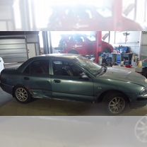 Mitsubishi Carisma 1.6 MT, 2003, битый, 280 000 км, с пробегом, цена 170 000 руб.