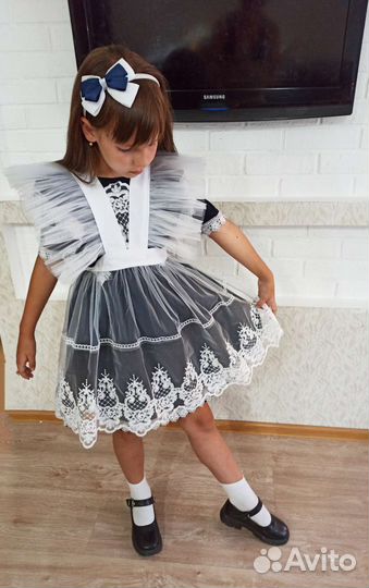 Школьный фартук 122-128