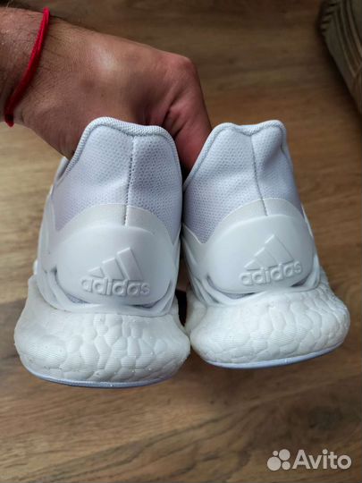 Кроссовки adidas