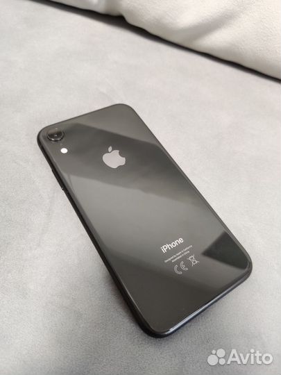 Продам iPhone xr 64 гб