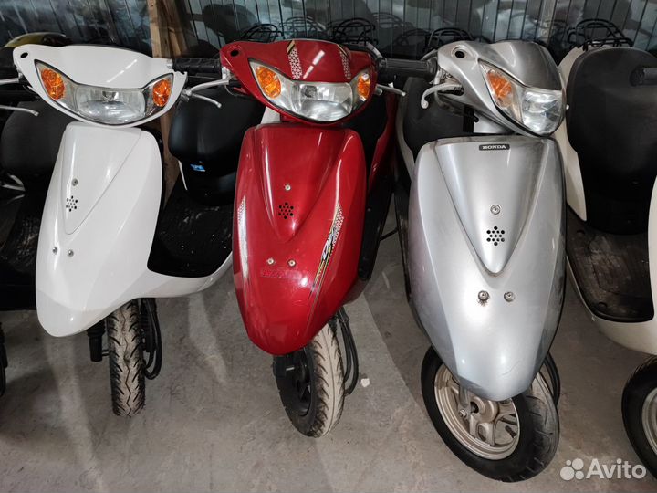 Скутеры Инжекторные 49 куб Honda Dio AF68 Япония