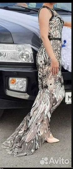 Вечернее платье