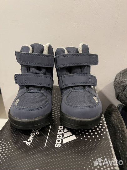 Ботинки демисезонные для мальчика 22