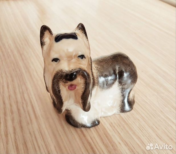 Статуэтка собачка Кисловодский фарфор