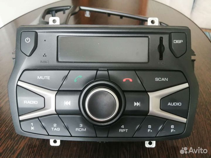 Штатная магнитола LADA vesta