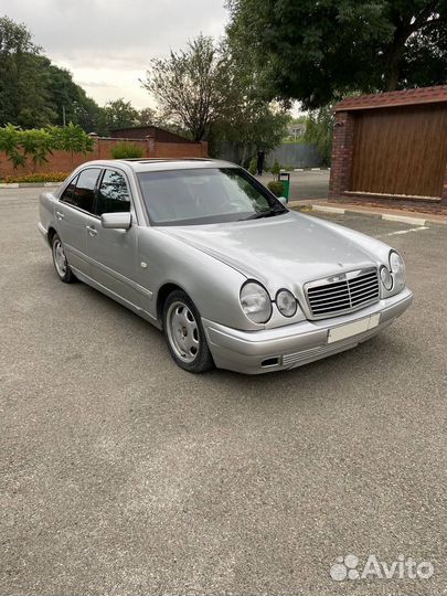 Бампер передний mercedes w210