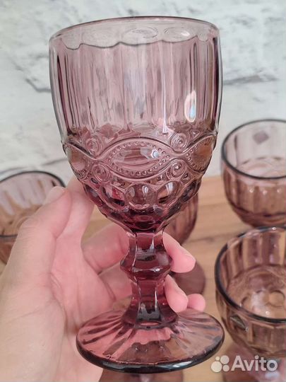 Набор бокалов из цветного стекла