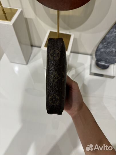 Сумка louis vuitton pochette