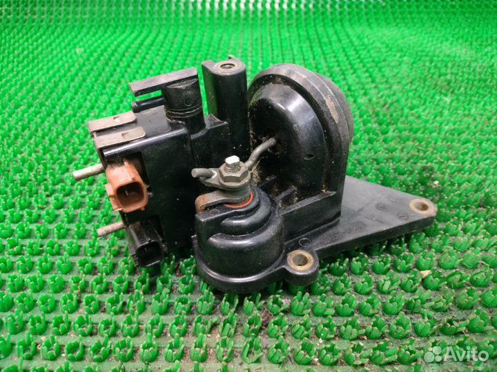 Механизм изменения длины впускного коллектора