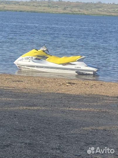 Продам гидроцикл Yamaha vx 700
