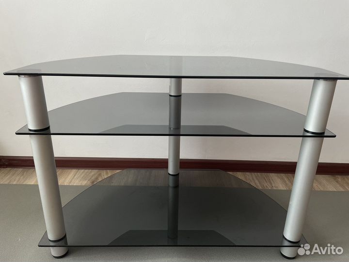 Стеклянный журнальный столик бу