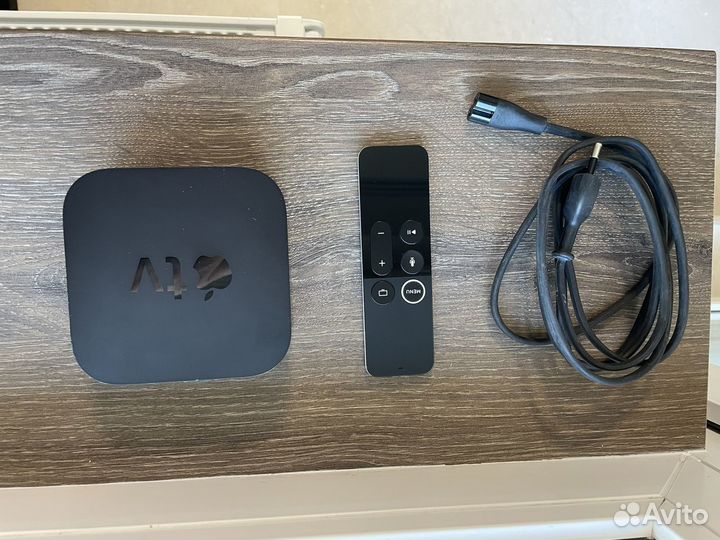 Apple TV 4K 32Gb (1 gen)