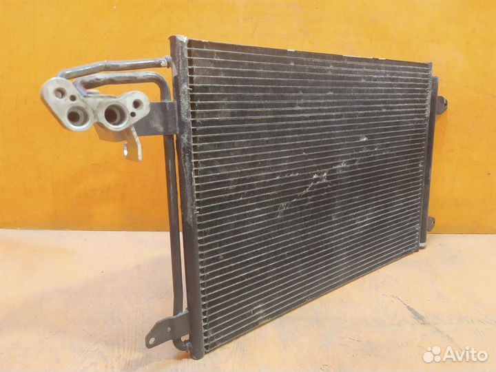 Радиатор кондиционера Skoda Yeti 1 2009-2018