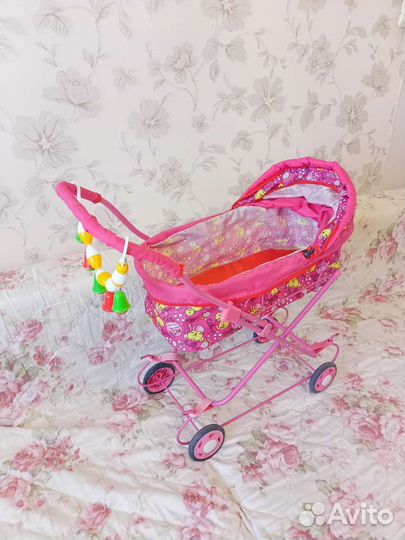 Кукольная коляска для куклы