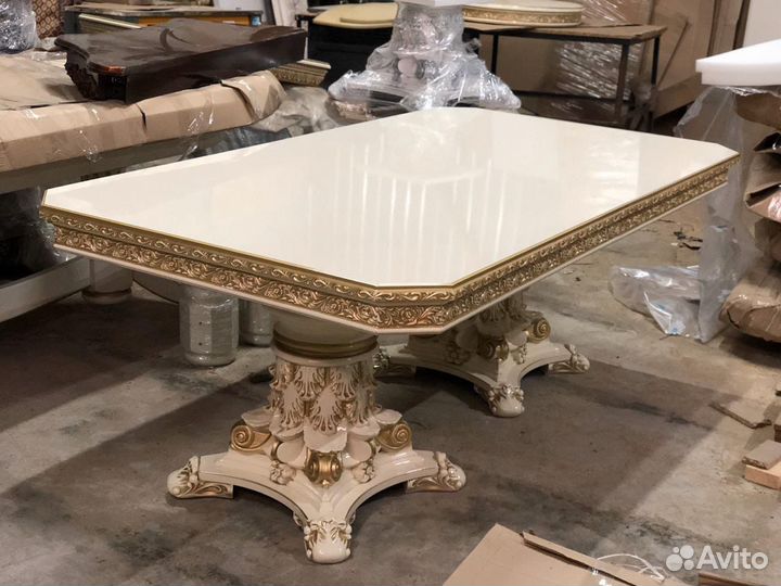 Стол барокко