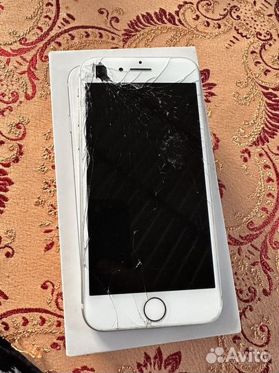 iPhone 8