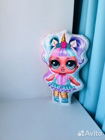 Плюшевые подушки-обнимашки с мерцающими глазками