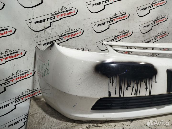 Бампер toyota prius NHW20 5211947050B0 передний белый, 040 NA7038