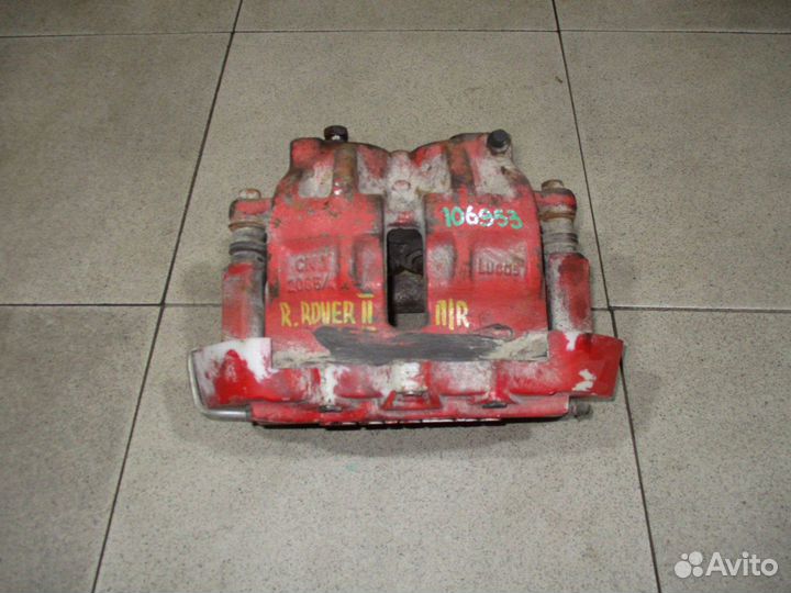 Суппорт передний правый Range Rover 2 (P38A)