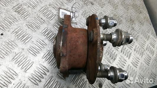 Ступица задняя правая mitsubishi outlander 2 (4BA0