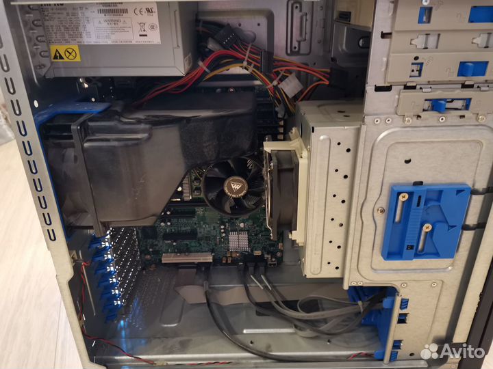 Продам Сервер