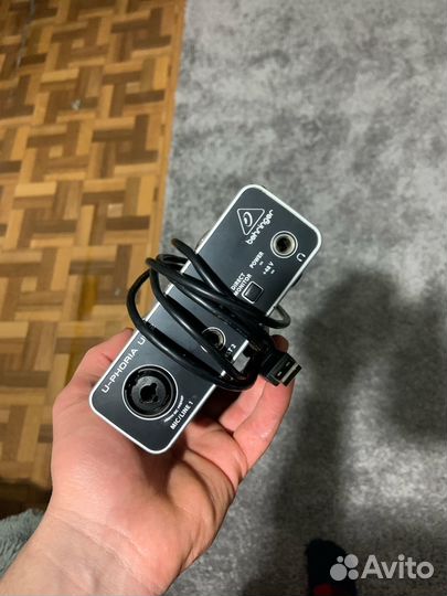 Behringer u-phoria um2