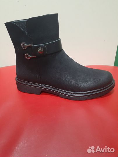 Ботинки весна осень.Новые