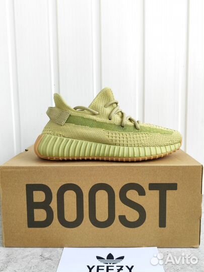 Кроссовки Adidas Yeezy Boost 350 V2 Sulfur оригинал