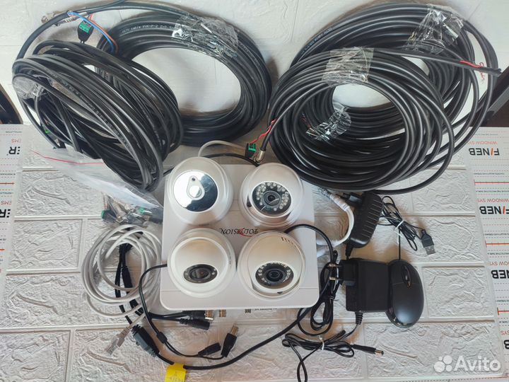 Комплект видеонаблюдения ultraAHD, 4 камеры