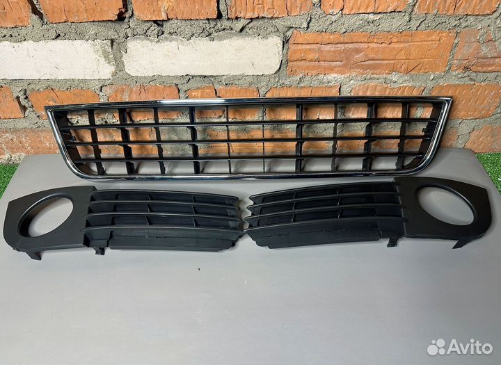 Решетки в передний бампер audi a6 c5 цена за 3 шт