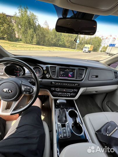 Kia Carnival 2.2 AT, 2019, 73 102 км