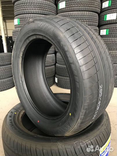 Kapsen RS26 Practical Max HP 255/40 R20 100H