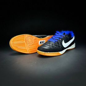 Футзалки Nike Tiempo