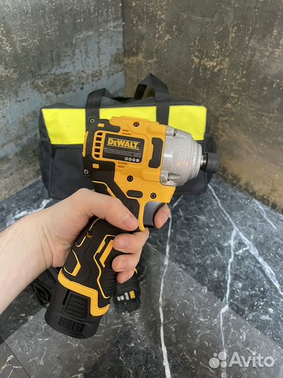 5шт. Мощный бесщеточнфй набор 2в1 DeWalt 18V