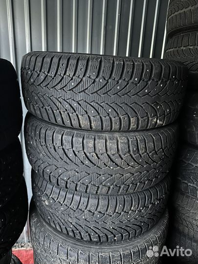 Toyo Observe Ice-Freezer 205/55 R16 94S