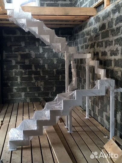 Лестница в дом от производителя