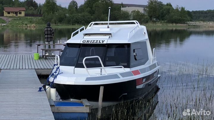 Grizzly 580 cabine