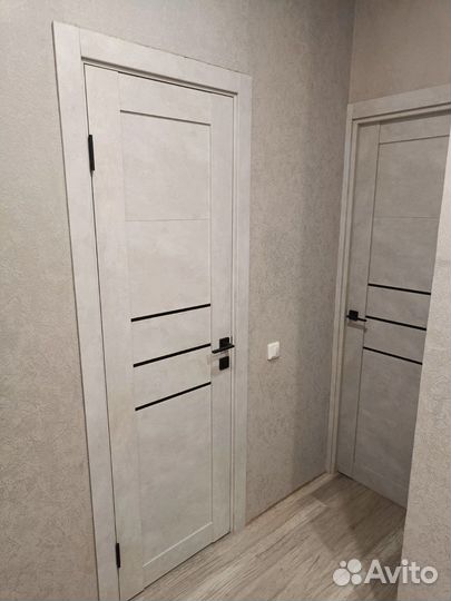 Двери межкомнатные бетон светлый