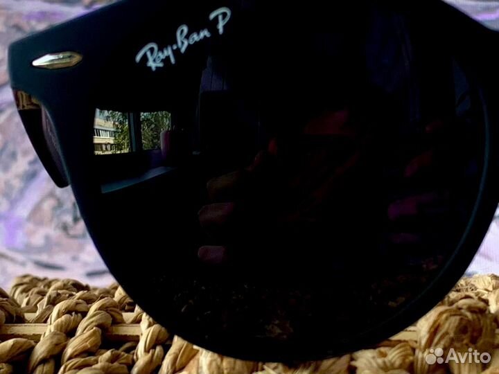 Солнцезащитные очки Ray Ban ferrari новые полароид