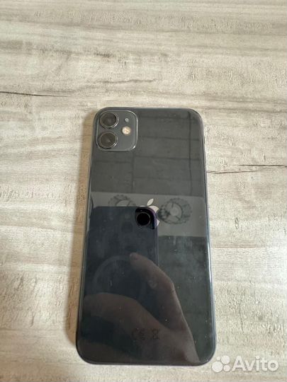 iPhone 11, 64 ГБ