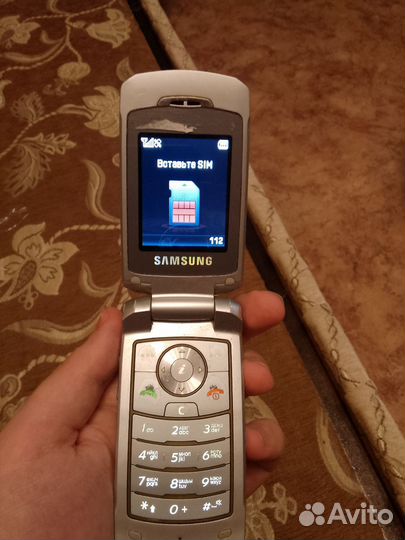 Мобильный телефон samsung